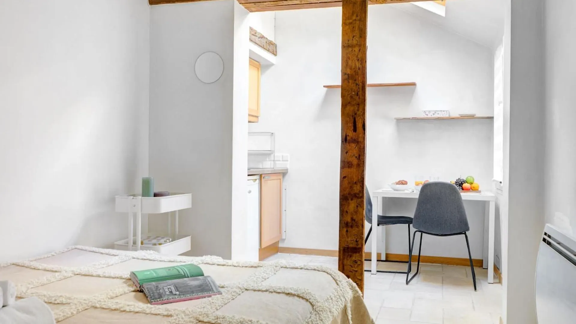 Apartment Ile Saint-louis & Notre Dame - Cityapartmentstay Paris